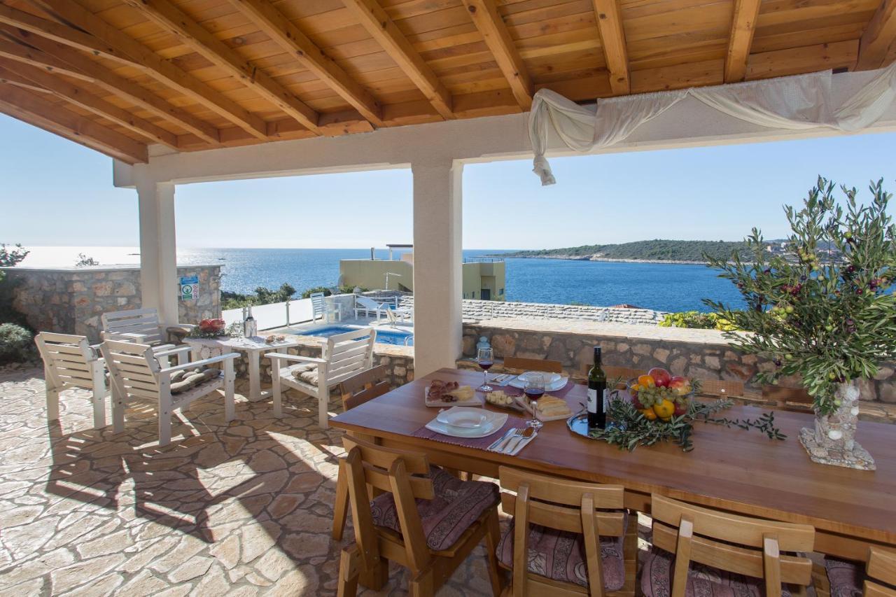Villa, Stone House With Swimming Pool & Sauna, Beach, Sevid Luaran gambar