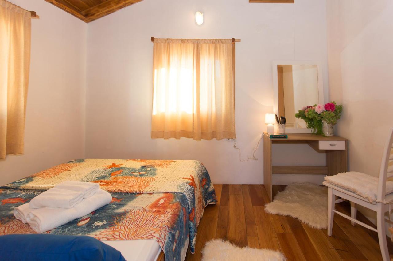 Villa, Stone House With Swimming Pool & Sauna, Beach, Sevid Luaran gambar