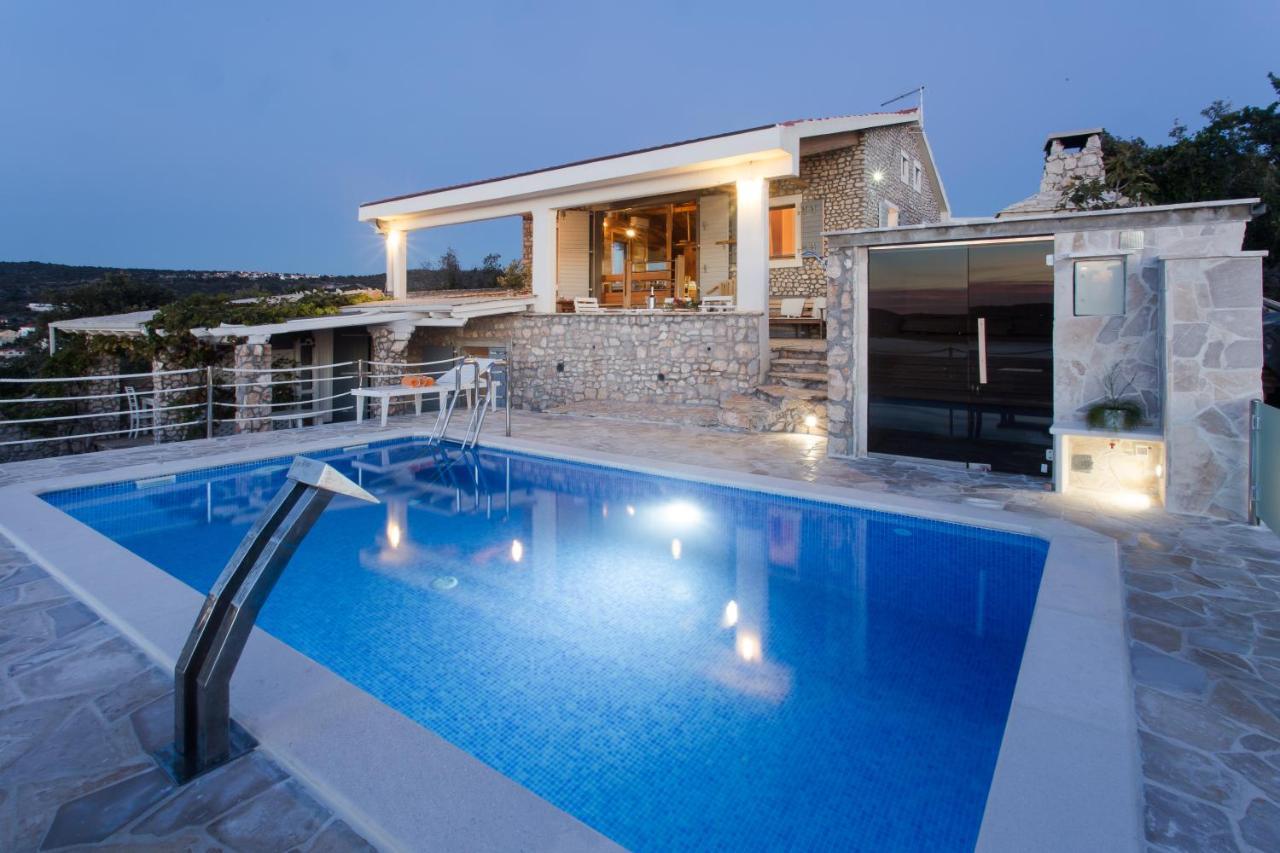 Villa, Stone House With Swimming Pool & Sauna, Beach, Sevid Luaran gambar