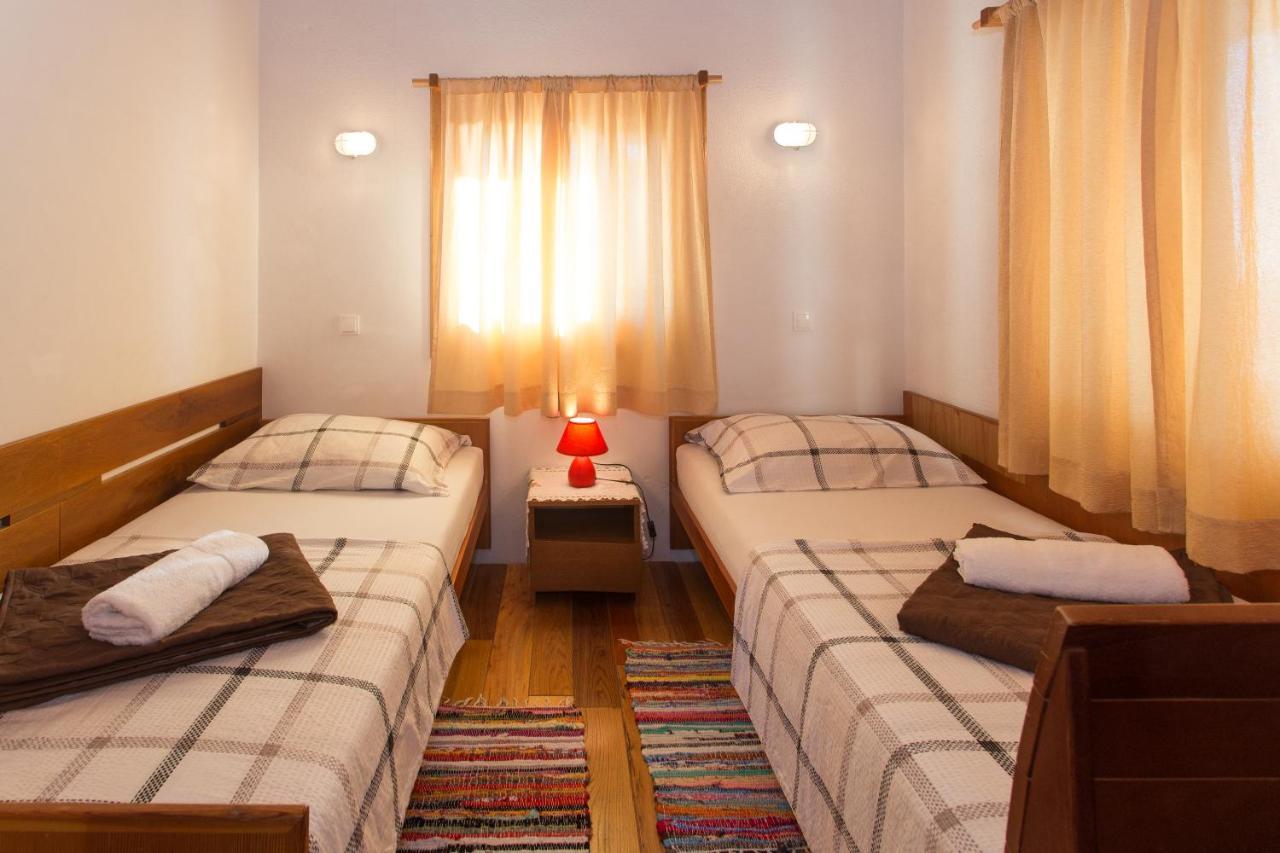 Villa, Stone House With Swimming Pool & Sauna, Beach, Sevid Luaran gambar