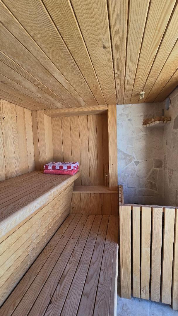 Villa, Stone House With Swimming Pool & Sauna, Beach, Sevid Luaran gambar